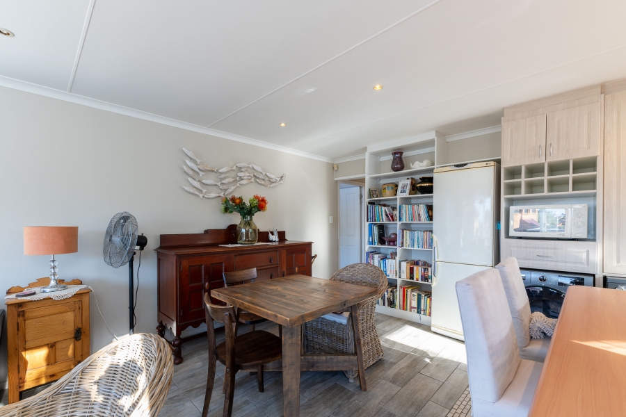 5 Bedroom Property for Sale in Outeniqua Strand Western Cape